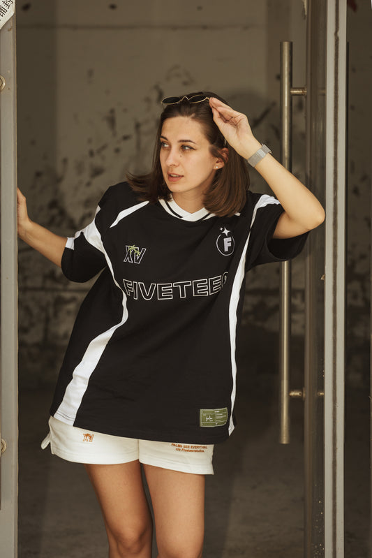 SUPERSTAR TEE // black